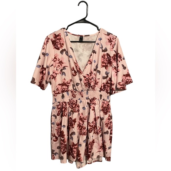 Women’s SHEIN Pink Floral Print Romper | Size: XL - Picture 2 of 4